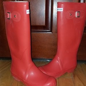 Hunter rain boots